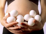 Bà bầu - Bà bầu ăn trứng ngỗng, con sẽ thông minh?