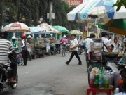 Tin tức - TP.HCM: Ngăn chặn học sinh đánh nhau trước cổng trường