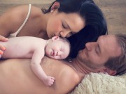 “Mê mẩn” với vợ đẹp con xinh của Nick Vujicic