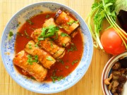 Bếp Eva - Cà tím cuộn đậu phụ nấm sốt cà chua