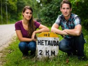 Eva Yêu - Cuộc sống thi vị của đôi vợ chồng tiêu $1 mỗi ngày