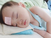 Làm mẹ - Kinh nghiệm "xương máu" hạ nhiệt cực nhanh khi trẻ bị sốt cao