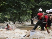 Tin tức - Đi tình nguyện, 3 sinh viên nữ bị lũ cuốn trôi