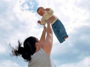 Sức khỏe - Rung lắc, đưa võng mạnh có thể làm trẻ tử vong