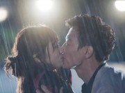 Xem & Đọc - "Chuyện tình bác sĩ" tập 6: Dù tỏ tình hụt, Kim Rae Won vẫn hôn Park Shin Hye