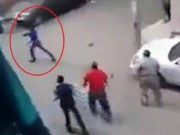 Clip Eva - Video: Định cắt cổ vợ giữa phố, chồng bị người dân đuổi đánh