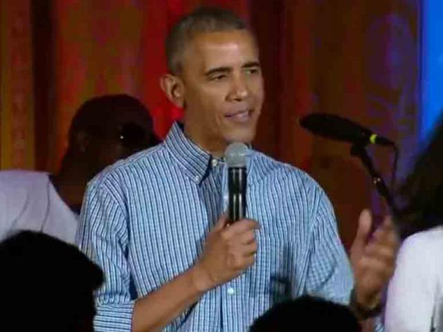 Video: Tổng thống Obama hát chúc mừng sinh nhật con gái