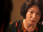 Eva tám - Mẹ chồng hốt hoảng thấy con dâu uống rượu như nước