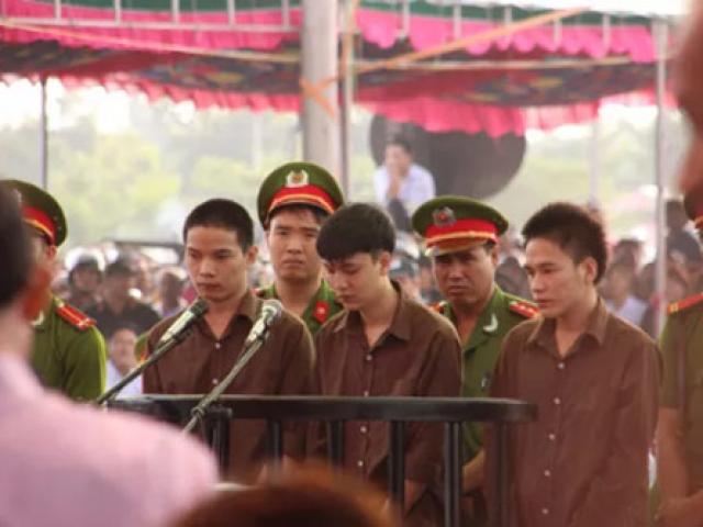 Nguyễn Hải Dương bật khóc đúng 1 năm xảy ra vụ thảm sát Bình Phước