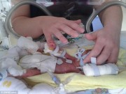 Tin tức - Bố mẹ sốc vì ảnh con trai đã mất bị dùng để quyên tiền trên mạng xã hội