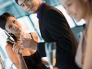 Nghe lỏm được chuyện ngoại tình, đăng lên mạng xã hội để truy lùng, hút 25 nghìn 'like'