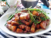 Bếp Eva - Thịt ba chỉ rim mặn đậm đà, trôi cơm