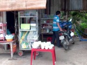 Tin tức - Vụ trao nhầm con ở Bình Phước: 'Vợ tôi đang mang bầu, trả lại con sợ bị sốc'