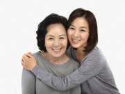 Eva tám - Xúc động vì con dâu bán hết của hồi môn chữa bệnh cho mẹ chồng