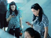 Làng sao - Ngôi sao 24/7: Ở tuổi 45, sau 2 lần ly hôn, mỹ nhân gốc Việt ngày càng xuống sắc