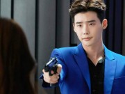 Xem & Đọc - "Hai thế giới” tập 3: Lee Jong Suk bắn Han Hyo Joo sau khi hôn thắm thiết