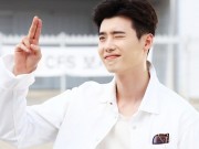 Xem & Đọc - “Hai thế giới” tập 4: Cuối cùng thì Lee Jong Suk đã ngừng "sống ảo"