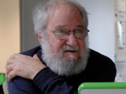 Tin tức - Sau 10 năm điều trị vì tai nạn tại Việt Nam, giáo sư hàng đầu của Mỹ đã qua đời