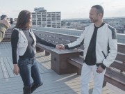 Làng sao - Ông xã Việt kiều ngượng khi lần đầu đóng chung MV với Hồng Ngọc