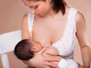 Bà bầu - Tư thế cho con bú chuẩn để hấp thụ sữa mẹ tốt nhất