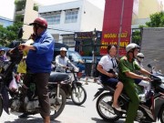 Tin tức - Công an phải nổ súng can ngăn nữ sinh đánh nhau