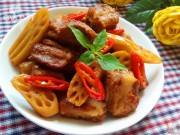 Bếp Eva - Sườn non kho củ sen đậm đà ngon cơm