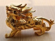 Tiêu dùng - Những linh vật phong thủy 'mạ vàng' hút khách tháng cô hồn
