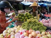 Mua sắm - Giá cả - Nở rộ trái cây Trung Quốc núp bóng hàng Việt