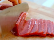 Sức khỏe - Sai lầm khi chế biến thịt nhiều người mắc phải mà không biết