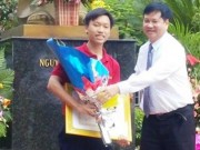 Tin tức - Nhà vô địch Olympia Thanh Chương nhận “mưa” phần thưởng tại quê nhà