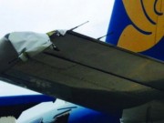 Tin tức - Máy bay A321 bị rách cánh tà khi hạ cánh xuống sân bay Vinh