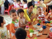 Tin tức - Cô quá tải vì bố mẹ ỉ lại