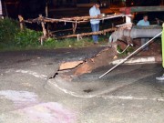 Tin tức - TP.HCM: Nghe hét sập cầu, nhiều người tháo chạy