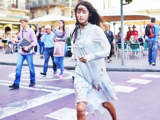 Giật mình với hình ảnh Yoona nhếch nhác, bẩn thỉu ở nước ngoài