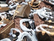 Thời trang - 7 cách để nhận dạng túi xách "dởm" chị em cần thuộc lòng