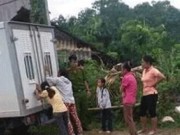 Tin tức - Chân dung hai mặt của người cha nhiều lần xâm hại hai con gái ruột