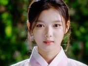 Xem & Đọc - Mây họa ánh trăng tập 9: Kim Yoo Jung công khai phận nữ nhi trước mặt người yêu