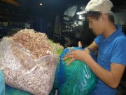 Mua sắm - Giá cả - Rau muống, bắp chuối “ăn” hóa chất