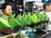 Bếp Eva - Xôi cade, món lạ bán giờ “trái khoáy” vẫn mê hoặc người Sài Gòn