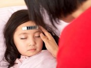 Làm mẹ - 8 món ăn hạ sốt siêu tốc cho trẻ