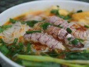 Bếp Eva - Mát trời đi ăn bún bề bề Văn Miếu