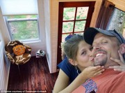 Nhà đẹp - Cảm động cô bé 14 tuổi tự xây nhà tặng cha quá cố