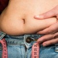 Làm đẹp - 8 nguyên nhân gây béo bụng khiến bạn 'té ngửa'