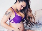 Bà bầu - Người mẫu nổi tiếng gốc Việt sinh con gái đầu lòng