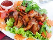 Bếp Eva - Chim cút quay bằng chảo nóng hổi