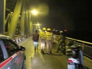Tin tức - Nhắn tin cho bạn trai “Tôi sẽ đi chết”, lên cầu tự tử