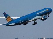 Tin tức - Vụ đánh nhau ở máy bay: Người tình bổ guốc vào mặt vợ