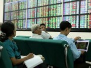 Mua sắm - Giá cả - VN-Index đột ngột giảm sâu, nhà đầu tư đổ tiền bắt đáy