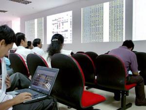 Dòng tiền lại e ngại chứng khoán