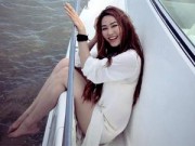 Làng sao - Ngân Khánh xinh tươi, nhí nhảnh trên du thuyền